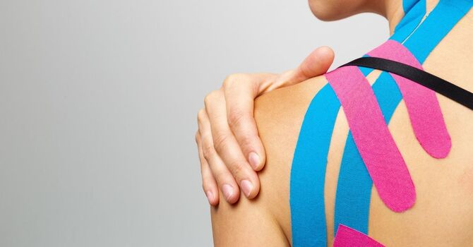 How Kinesiotaping Helps Reduce Pain and Support Healing in Nashville image